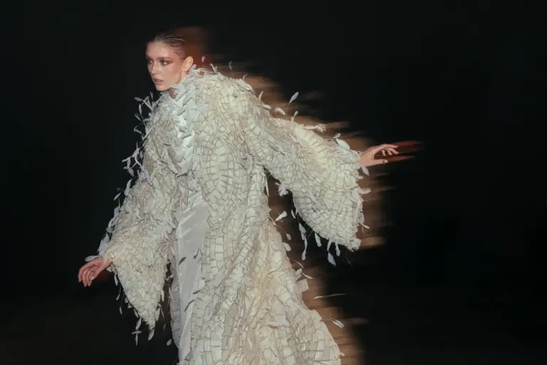 Fecal Matter moda: la marca que parodiaba el lujo ya viste a Zendaya y Lady Gaga