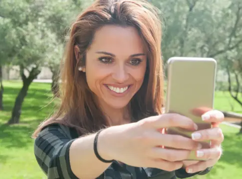 El INCIBE alerta del mensaje de texto que suplanta a la Seguridad Social para robar datos bancarios El INCIBE alerta del mensaje de texto que suplanta a la Seguridad Social para robar datos bancarios