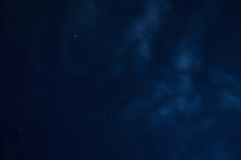 Horóscopo de Virgo hoy, domingo 23 de agosto: confía en tu intuición, pon límites y empieza de nuevo