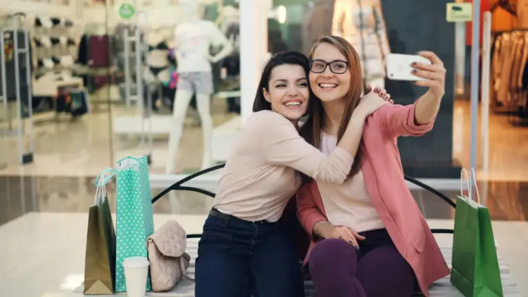 Un influencer británico confiesa: 'hemos arruinado Canarias' y el vídeo incendia Tenerife y Lanzarote