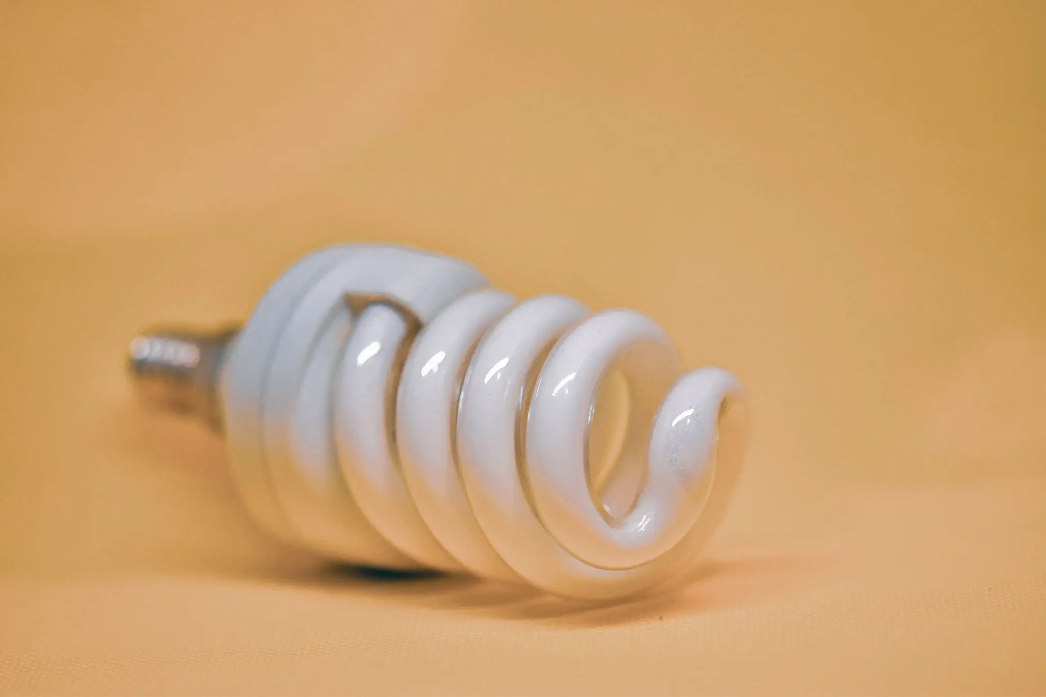 Precio de la luz hoy 2 de agosto: horas valle más baratas y franjas para ahorrar 1 franjas horarias luz domingo