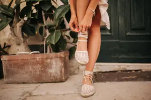sandalias de cuña Gioseppo