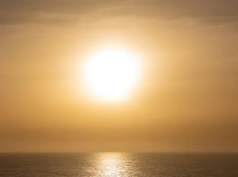 Nature publica las primeras imágenes HD de vórtices nunca vistos en la superficie del Sol Nature publica las primeras imágenes HD de vórtices nunca vistos en la superficie del Sol