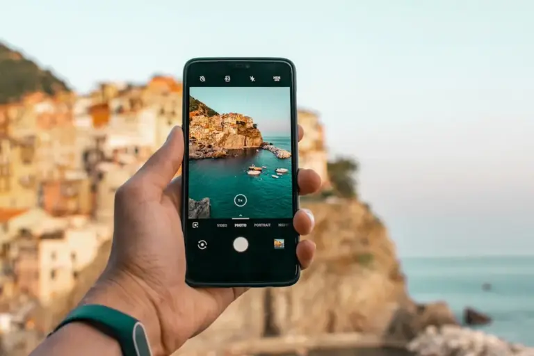 5 aplicaciones móviles imprescindibles que debes instalarte antes de pisar la playa