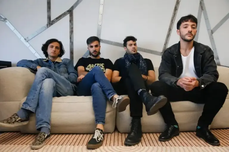 Arde Bogotá presenta 'Hervideros' y pasa de Ticketmaster en una gira de diez conciertos en formato inmersivo para estrenar su nuevo disco