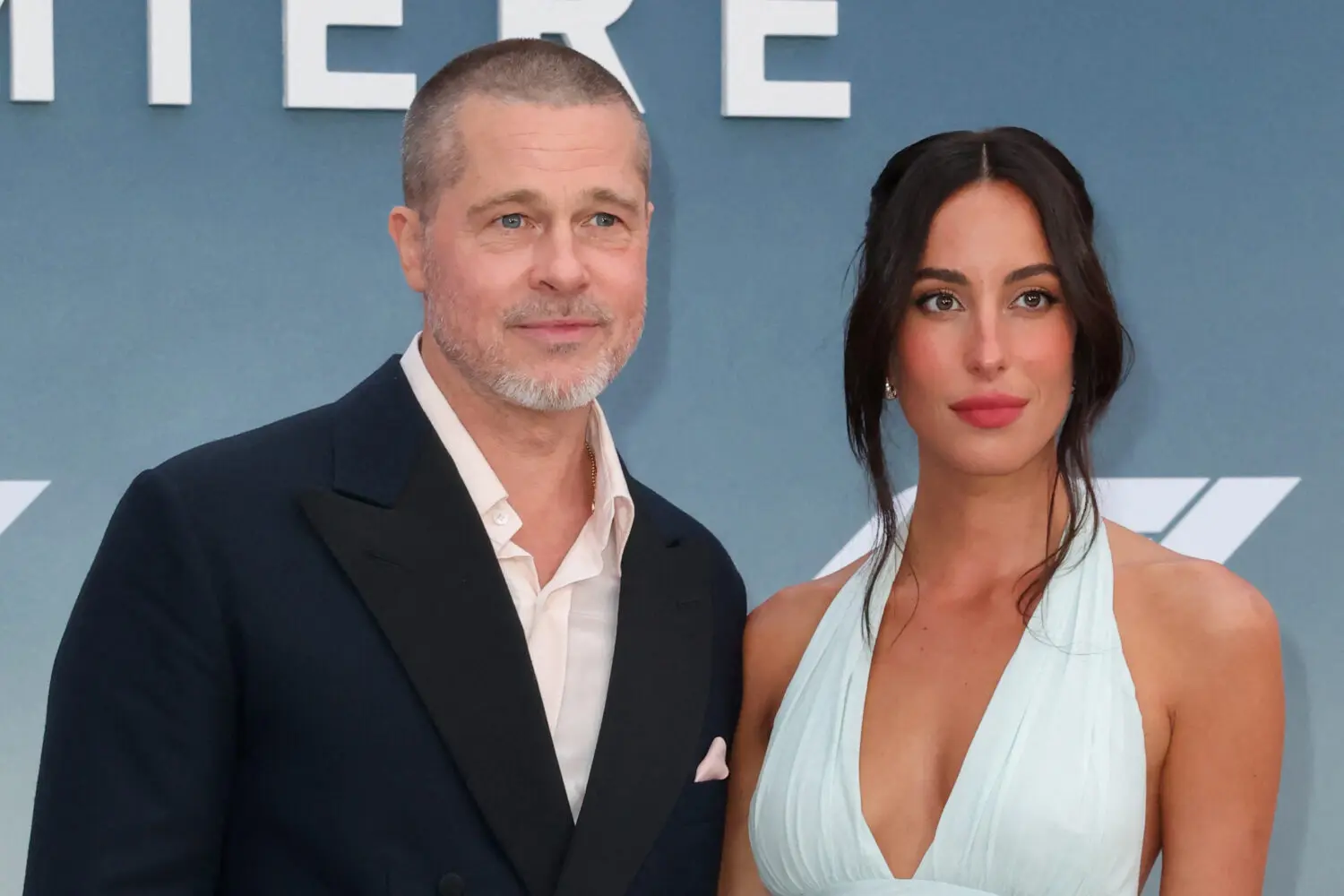 Brad Pitt se integra a la vida española para complacer a su novia Inés de Ramón - Agencias Brad Pitt se integra a la vida española para complacer a su novia Inés de Ramón