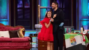 "Nunca hay que hablar mal de otra mujer": Candela Peña "abofetea" a Carmen Lomana