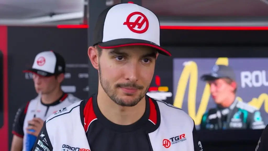 "No podía permitirme fallar con todos los sacrificios que habían hecho mis padres": Esteban Ocon cuenta cómo su historia comenzó en una caravana 2 Esteban Ocon vivió durante años en una caravana