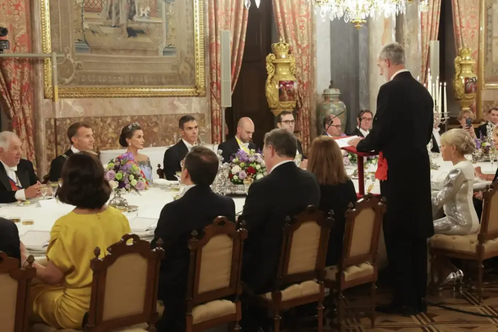 “No podemos afrontar solos una responsabilidad que es de todos”: Felipe VI exige a Europa más apoyo para proteger la frontera de Ceuta 2 Felipe VI plantea una respuesta común ante la presión fronteriza