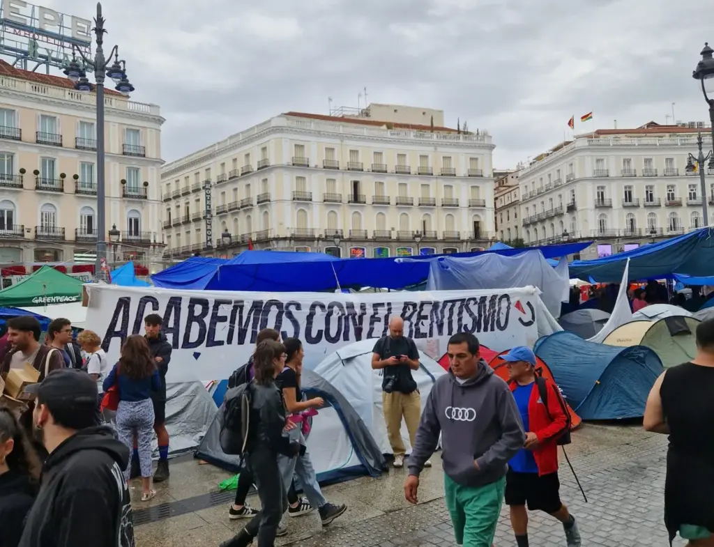 La acampada de sol por la vivienda el lunes 28 de septiembre de 2026