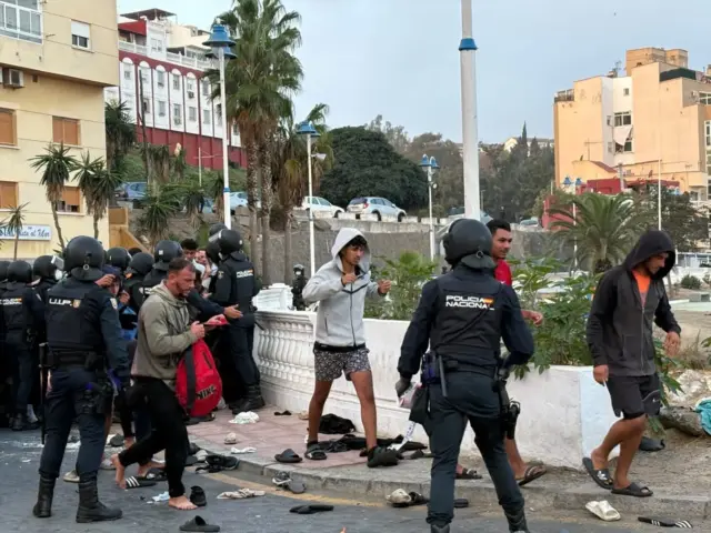 Lo que es mentira y lo que es verdad sobre la crisis de Ceuta, explicado punto por punto y bulo por bulo