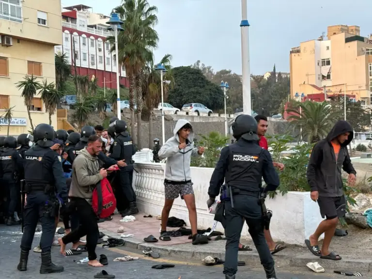 Lo que es mentira y lo que es verdad sobre la crisis de Ceuta, explicado punto por punto y bulo por bulo