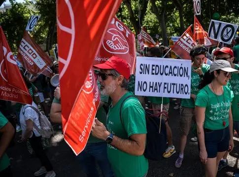 Movilización por la educación convocada por CCOO, UGT y la Confederación AMPAS, AFAS y FAMPAS en Madrid Movilización por la educación convocada por CCOO, UGT y la Confederación AMPAS, AFAS y FAMPAS en Madrid