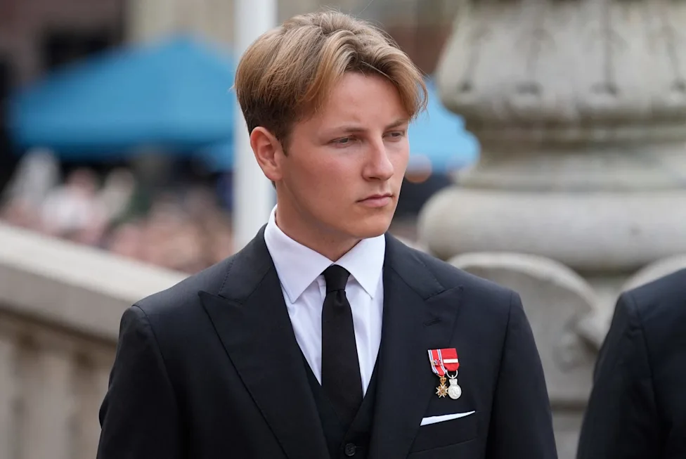 El descuido de Sverre de Noruega con la infanta Sofía se hace viral en redes 2 Por qué Sverre llamó princesa a la infanta Sofía