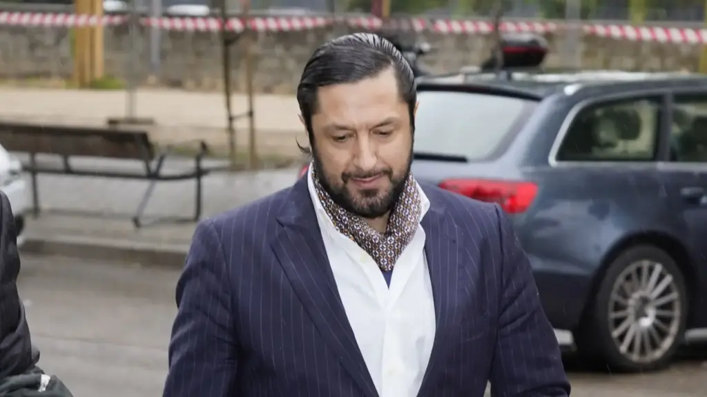 "Te mataron esos criminales, lo sé": Rafael Amargo despide a su padre con un mensaje desgarrador 1 Rafael Amargo recuerda el último gesto de su padre