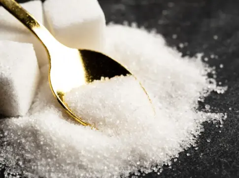 Azúcar oculto en alimentos 'saludables': qué productos evitar según las guías nutricionales 2026 Azúcar oculto en alimentos 'saludables': qué productos evitar según las guías nutricionales 2026