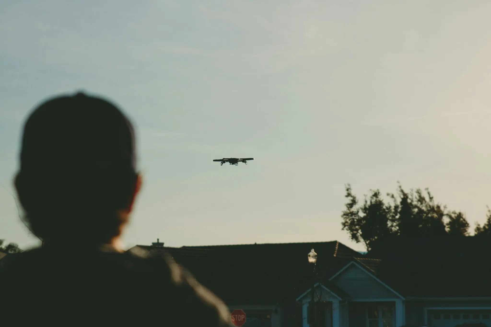 Expedientes secretos de ovnis: enjambres de drones y alerta nuclear 2 avistamientos ovnis 2025