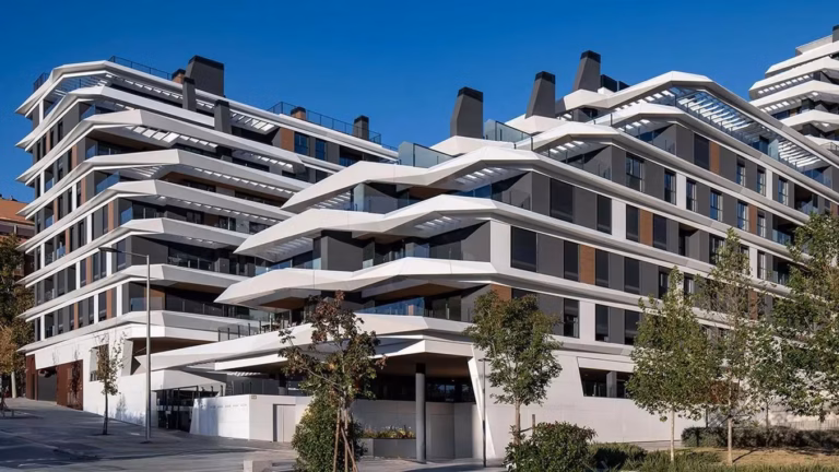 Ibosa proyecta The Arch: más de 300 viviendas de obra nueva en Barcelona