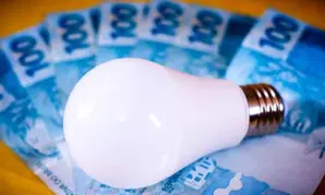 El plan de energía del Gobierno: lo que cambia en tu factura de la luz desde el martes