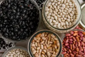 Lentejas castellanas: el error común al cocerlas que rompe la piel del grano en solo cinco minutos