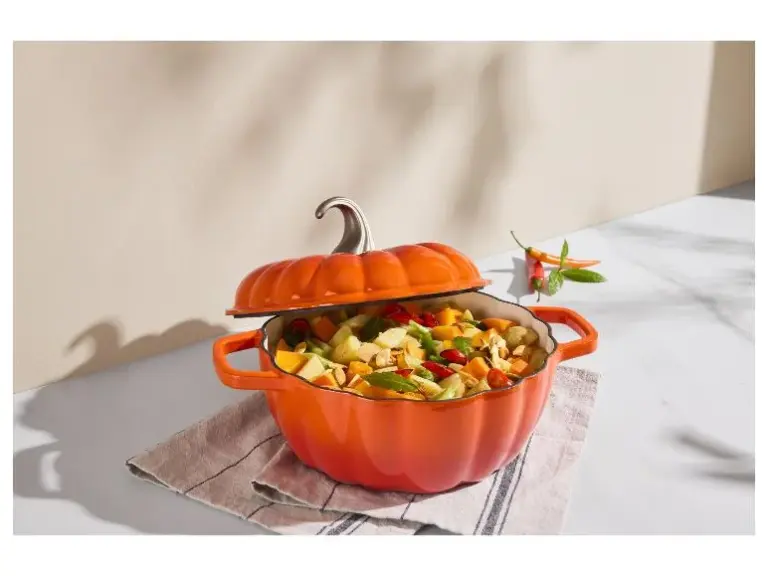 Lidl repone la olla calabaza de hierro fundido por 24,99 euros tras agotarse el otoño pasado
