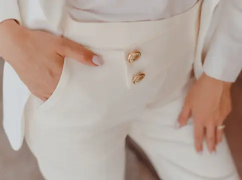 pantalon-blanco-otono-portada pantalón blanco en otoño