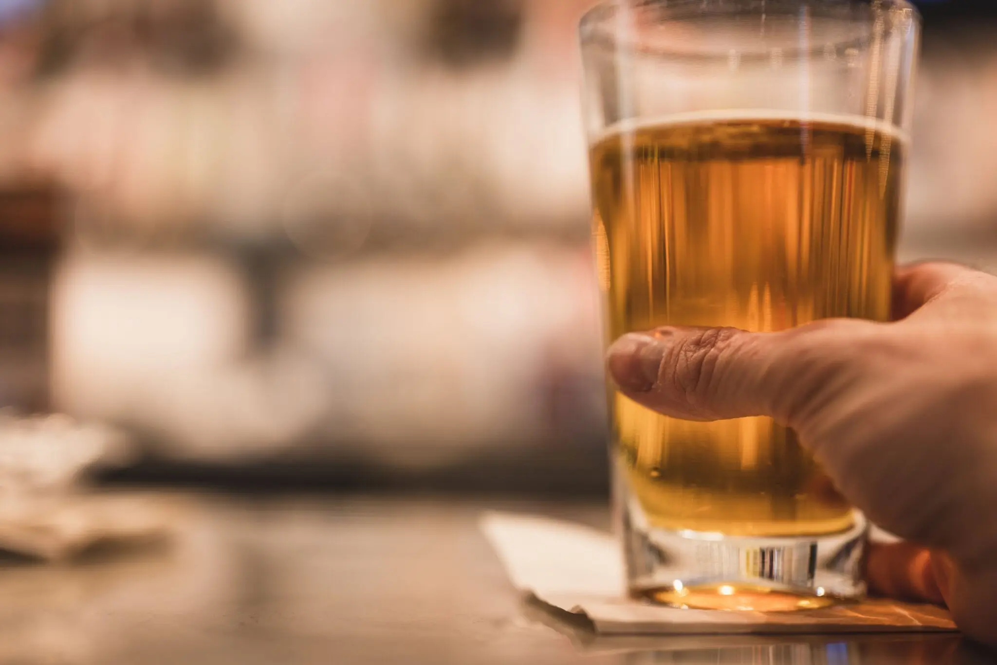Cómo pedir cerveza en España sin parecer turista: guía de la caña al tubo por regiones 1 cerveza por regiones