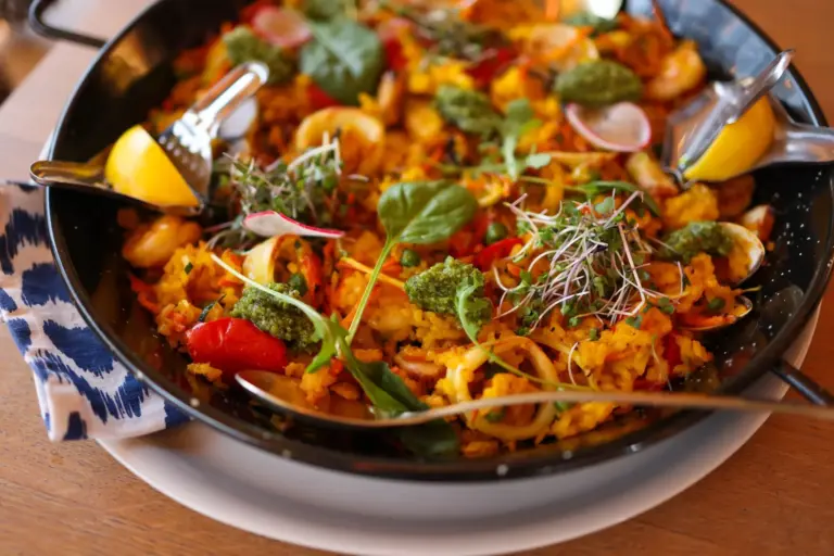 El top 3 mundial de gastronomía ya tiene una ciudad española: Cuál es y que se puede comer