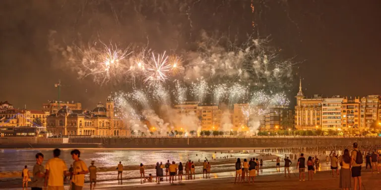 El Piromusical de La Mercè 2026 que no te puedes perder: fuegos y Oques Grasses en la Nova Icària