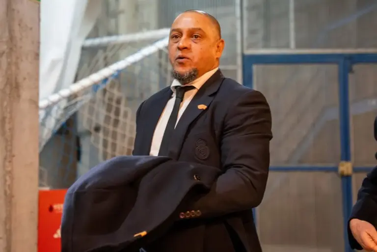 Roberto Carlos lo confiesa sin filtros: perdió el 99% de su fortuna, 160 millones