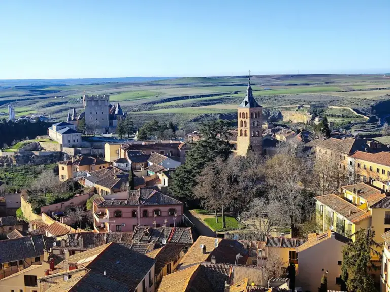 Guía con los 3 pueblos medievales de Segovia ideales para una escapada tranquila y barata este fin de semana