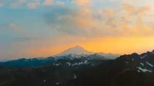 volcanes nevados de las Cascadas