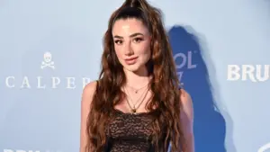 "No puedo más": Lola Lolita se derrumba, anuncia una pausa y sus seguidores se preocupan por su salud mental