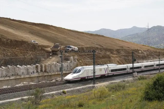 Decenas de fallecidos en un accidente ferroviario entre un AVE y un Iryo en Urda (Toledo)