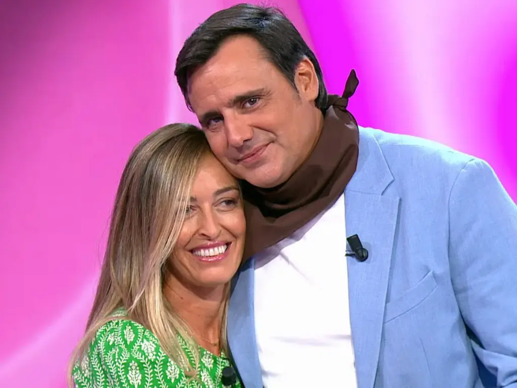 "Si no tienes haters no eres nadie": Ion Aramendi planta cara a las críticas contra su mujer 1 Ion Aramendi responde a las críticas por el fichaje de María Amores