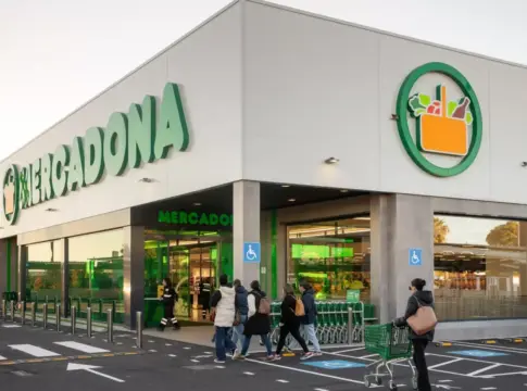Mercadona pone a la venta una crema coreana por 6,50 euros que hidrata e ilumina en días - Mercadona Mercadona pone a la venta una crema coreana por 6,50 euros que hidrata e ilumina en días