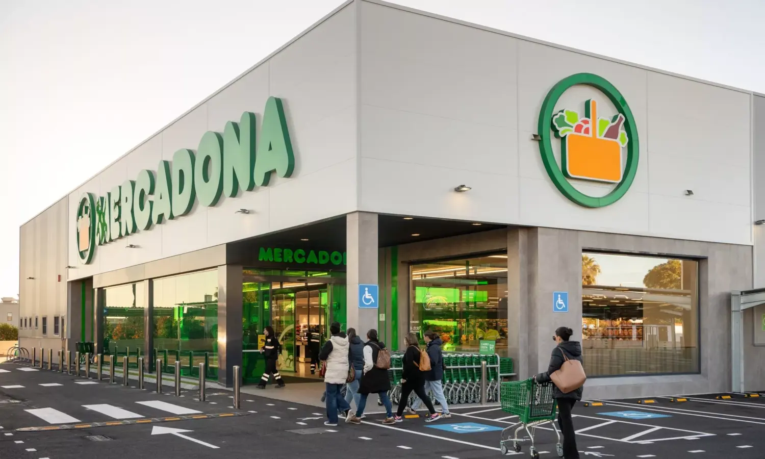 Mercadona pone a la venta una crema coreana por 6,50 euros que hidrata e ilumina en días - Mercadona Mercadona pone a la venta una crema coreana por 6,50 euros que hidrata e ilumina en días