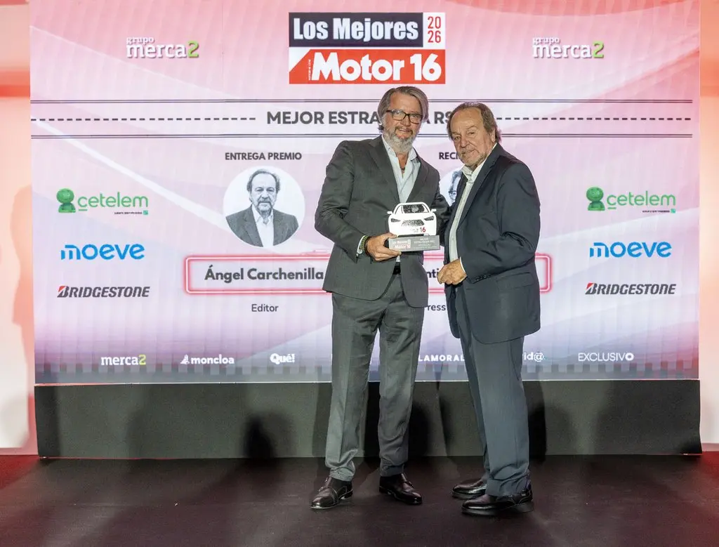 Premios Motor16 2026: una gala, en el 43 aniversario, que celebra la excelencia 7 Motor16 PREMIO HYUNDAI SANTIAGO DE LA ROCAH