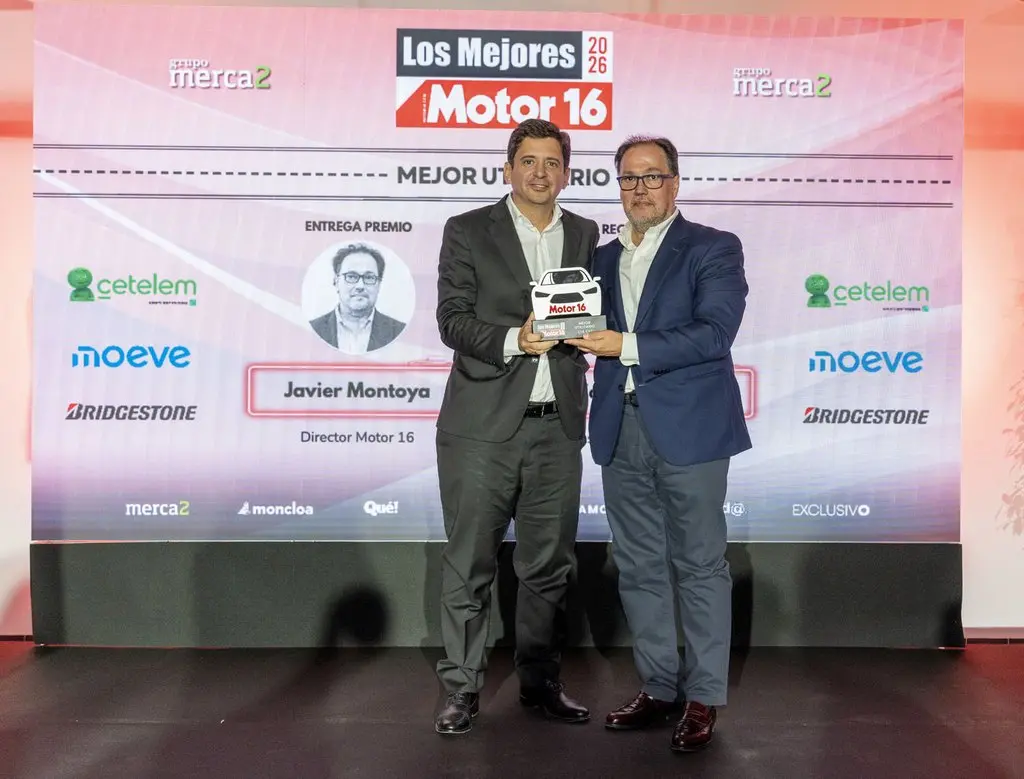 Premios Motor16 2026: una gala, en el 43 aniversario, que celebra la excelencia 4 Motor16 PREMIO KIA CARLOS SANCHEZ