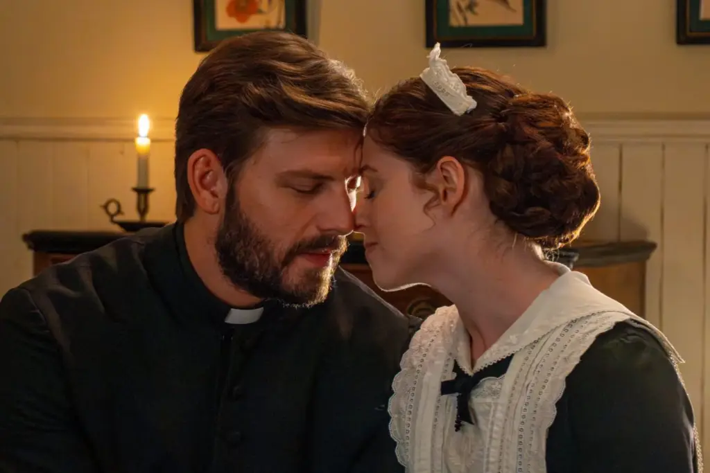 ‘La Promesa’ se prepara para una semana de ausencias, nuevos personajes y un inesperado embarazo 2 Samuel y María Fernández deciden dejar de ocultar su relación