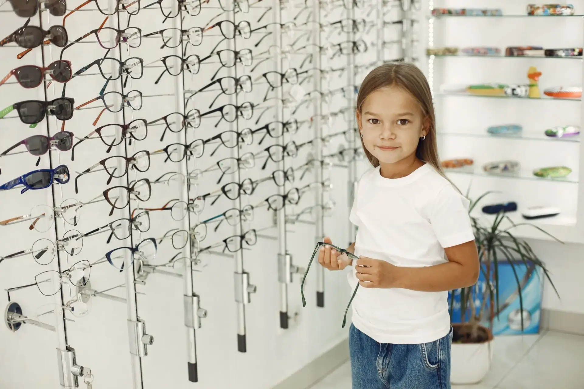 ayuda-100-euros-gafas-lentillas-menores-portada ayuda 100 euros gafas