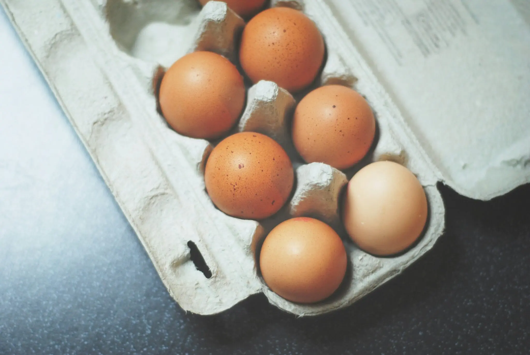 La OCU pide identificar las marcas de huevos afectadas por el brote de salmonela: cómo actuar 1 alerta huevos OCU