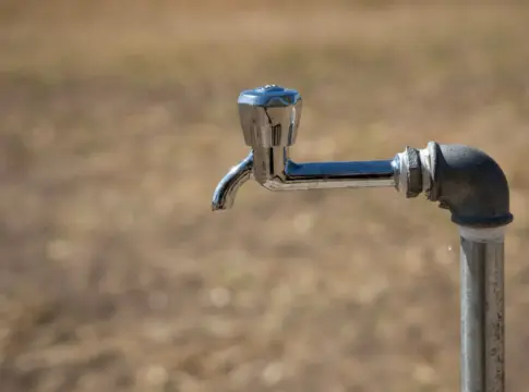 corte-agua-pueblo-toledo-vecinos-portada corte de agua