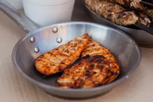 cuánta proteína comer