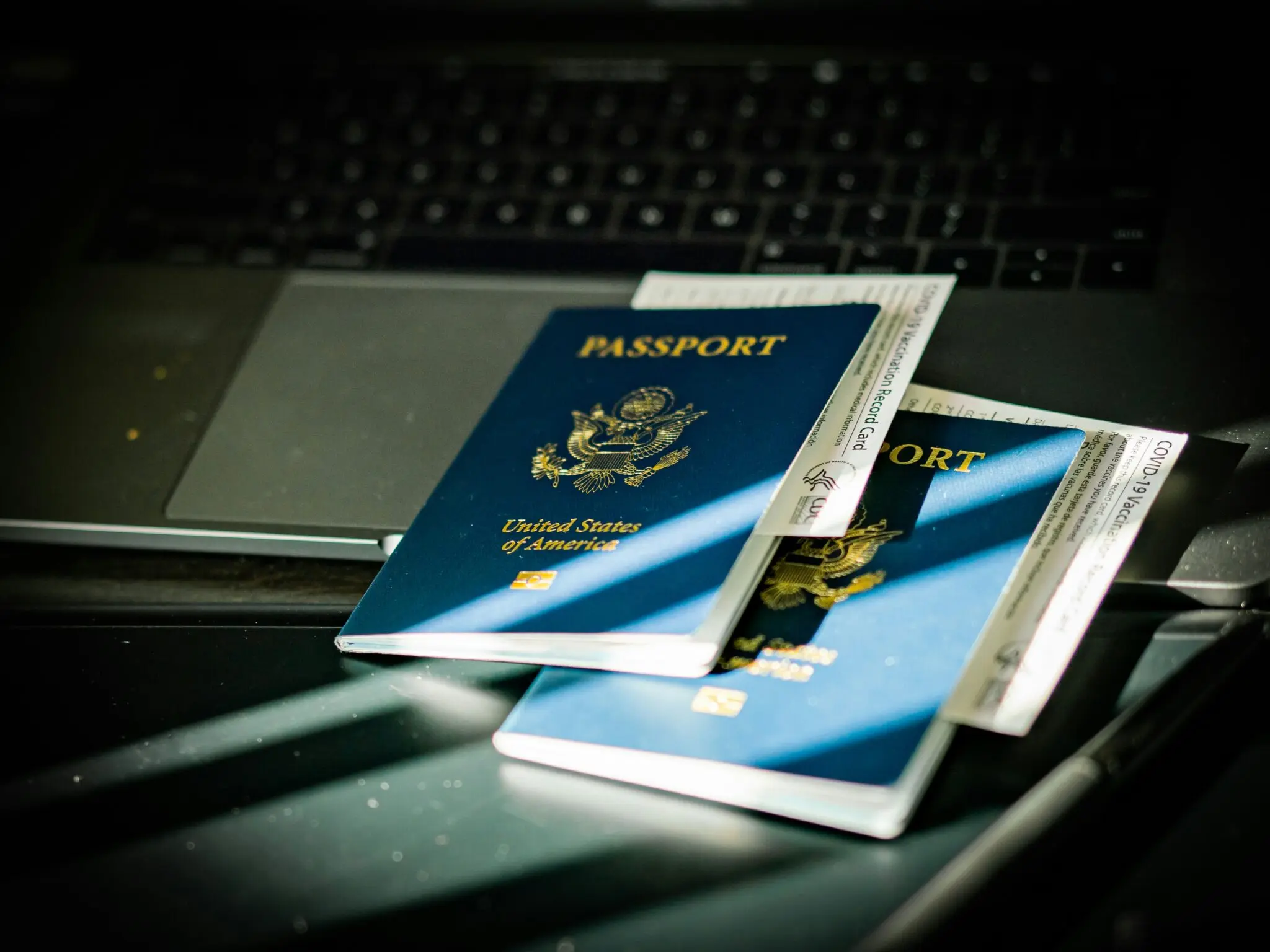 La OCU alerta de estafas en reservas de Booking: cómo detectar el fraude y reclamar 1 OCU Booking