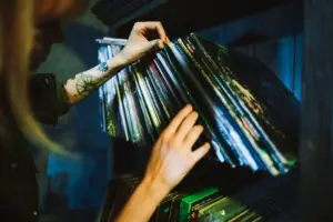 listening bars vinilo