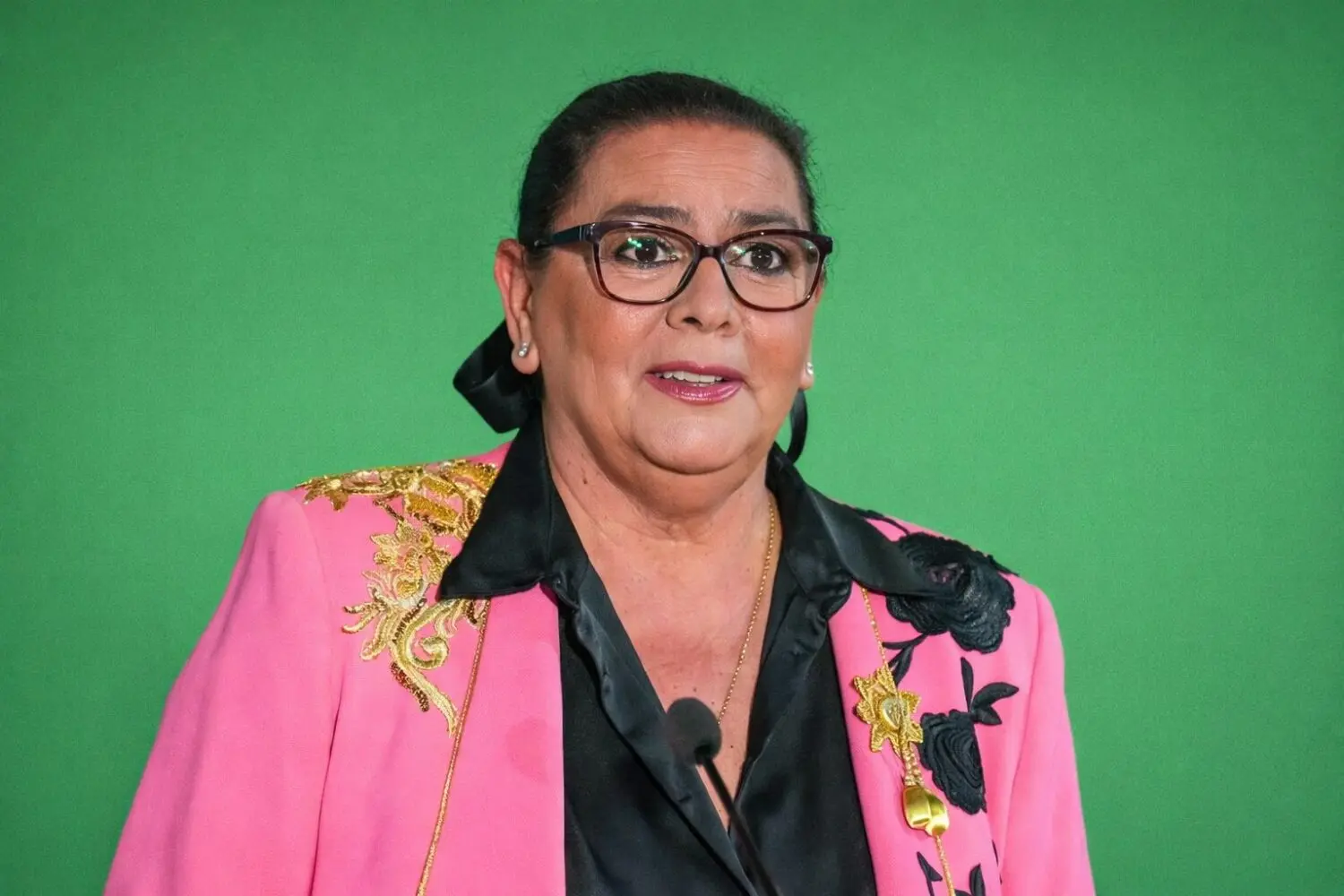 María del Monte rompe el silencio sobre las fotos de 1995 con Isabel Pantoja: María del Monte rompe el silencio sobre las fotos de 1995 con Isabel Pantoja: