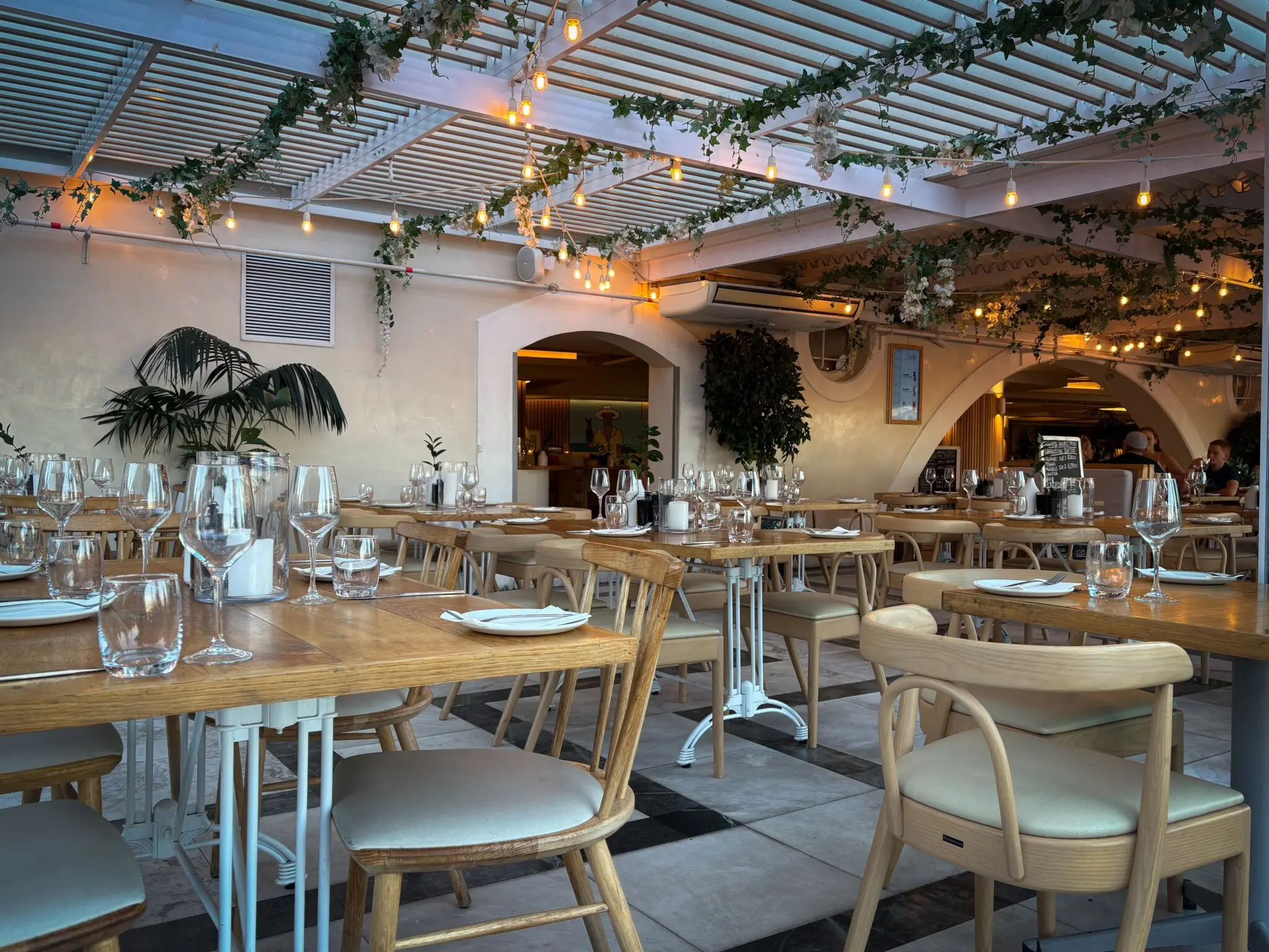 56 chefs con Estrella Michelin eligen las mejores aperturas de restaurantes en España 1 restaurantes nuevos 2025