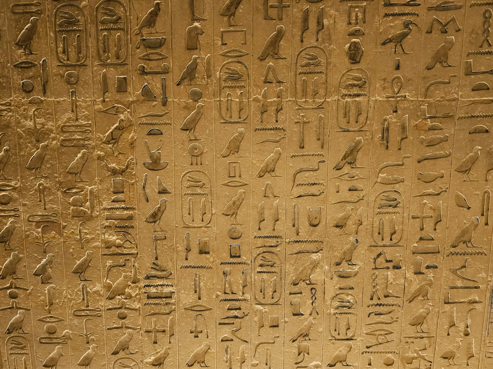 destinos con enigmas históricos