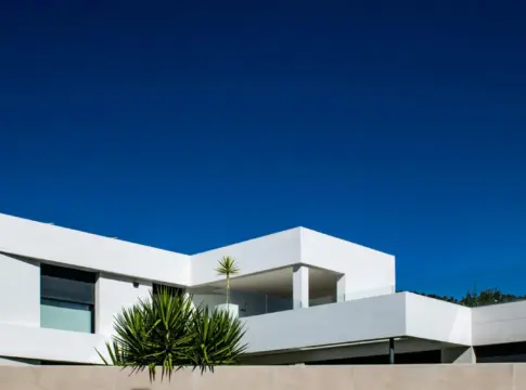 pool-electrico-200-factura-luz-casa-portada pool eléctrico 200 euros